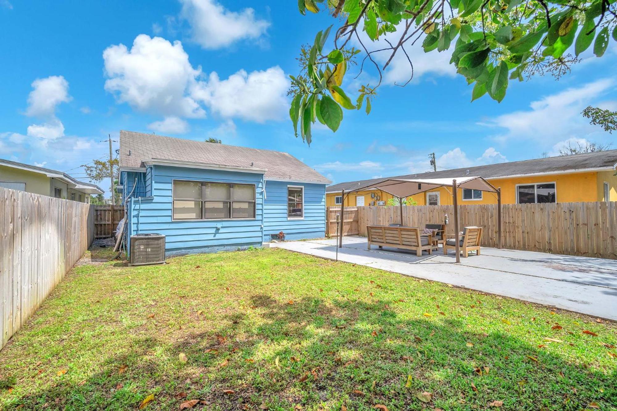 Contemporary 4 Bedroom Oasis - Private Large Patio North Miami Exterior foto